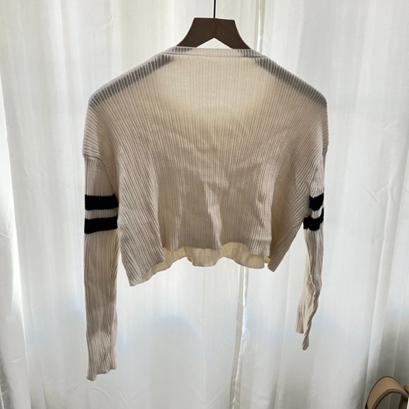 Brandy Melville Cream Cropped Sweater / Pullover - Picture 2 of 4